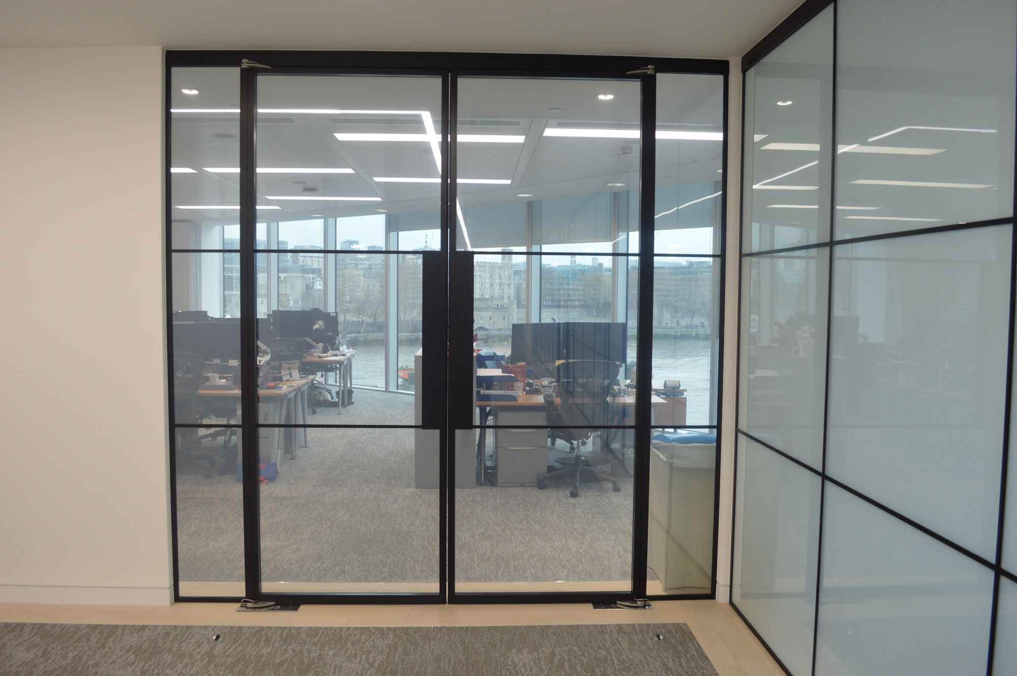 خدمات التظليل الذكي